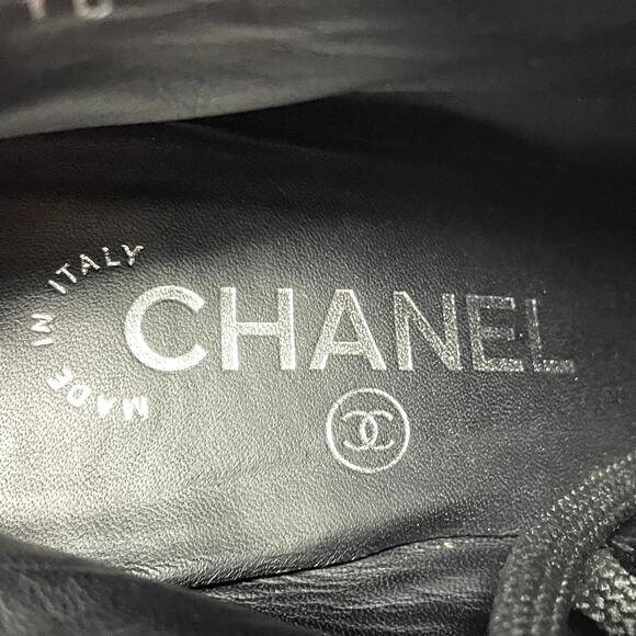 Chanel Shoes Ankle Boots CC Logo Quilted Black Leather Cap Toe High Heels EU 37 - Picture 6 of 9